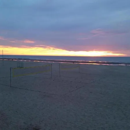 William 201 Located In The Center Of Koksijde